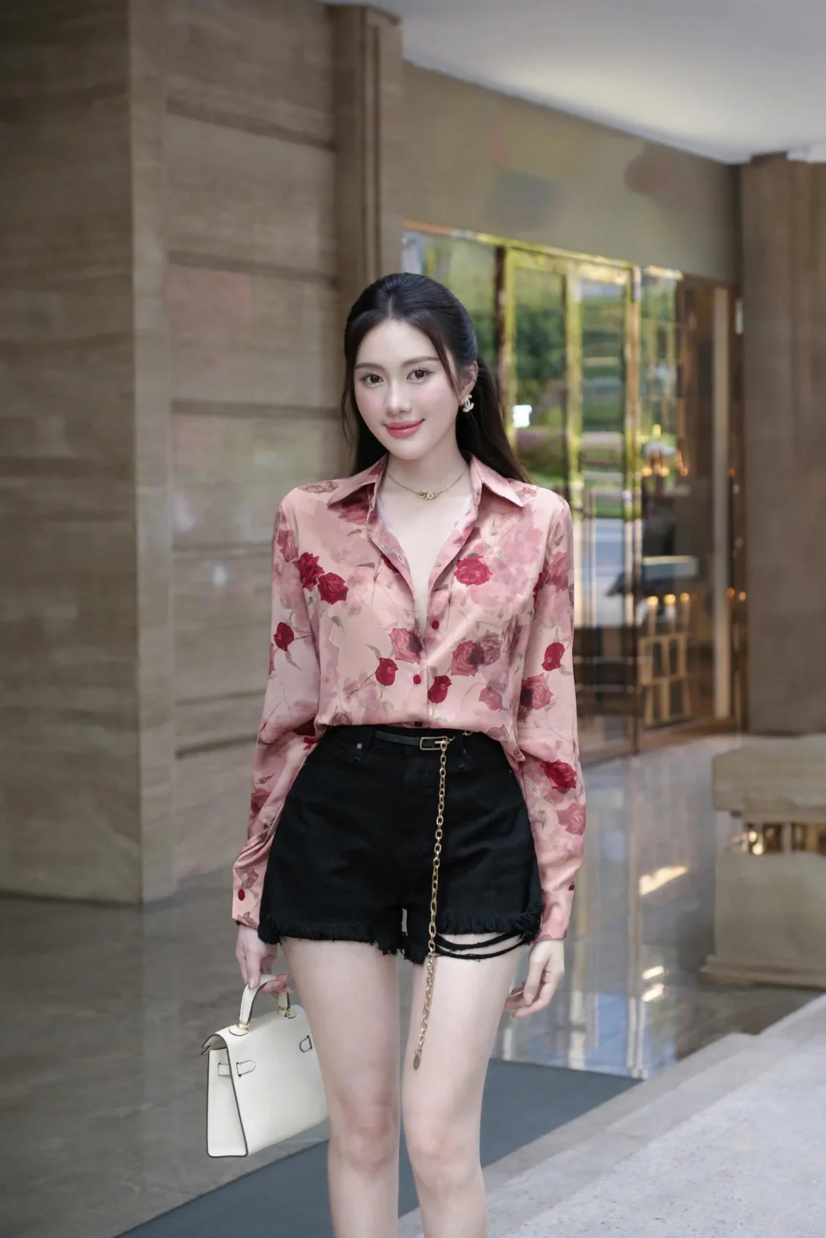 Quần short jean đen tua rua cá tính, tôn dáng – Dạo phố, cafe, du lịch | Masara MQ858 — mã MQ858