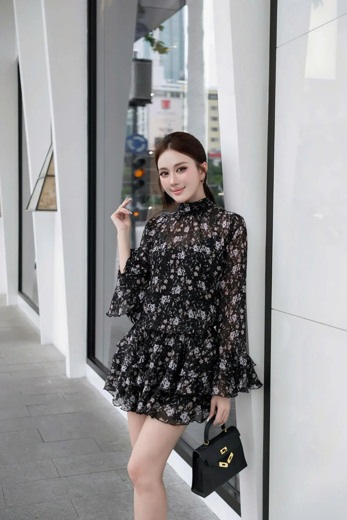 Đầm ngắn voan chiffon hoa nhí bay bổng tay dài cổ cao kèm quần lụa & bra quyến rũ, đài các – Hẹn hò, dạo phố, tiệc nhẹ | Masara MS950 — mã MS950